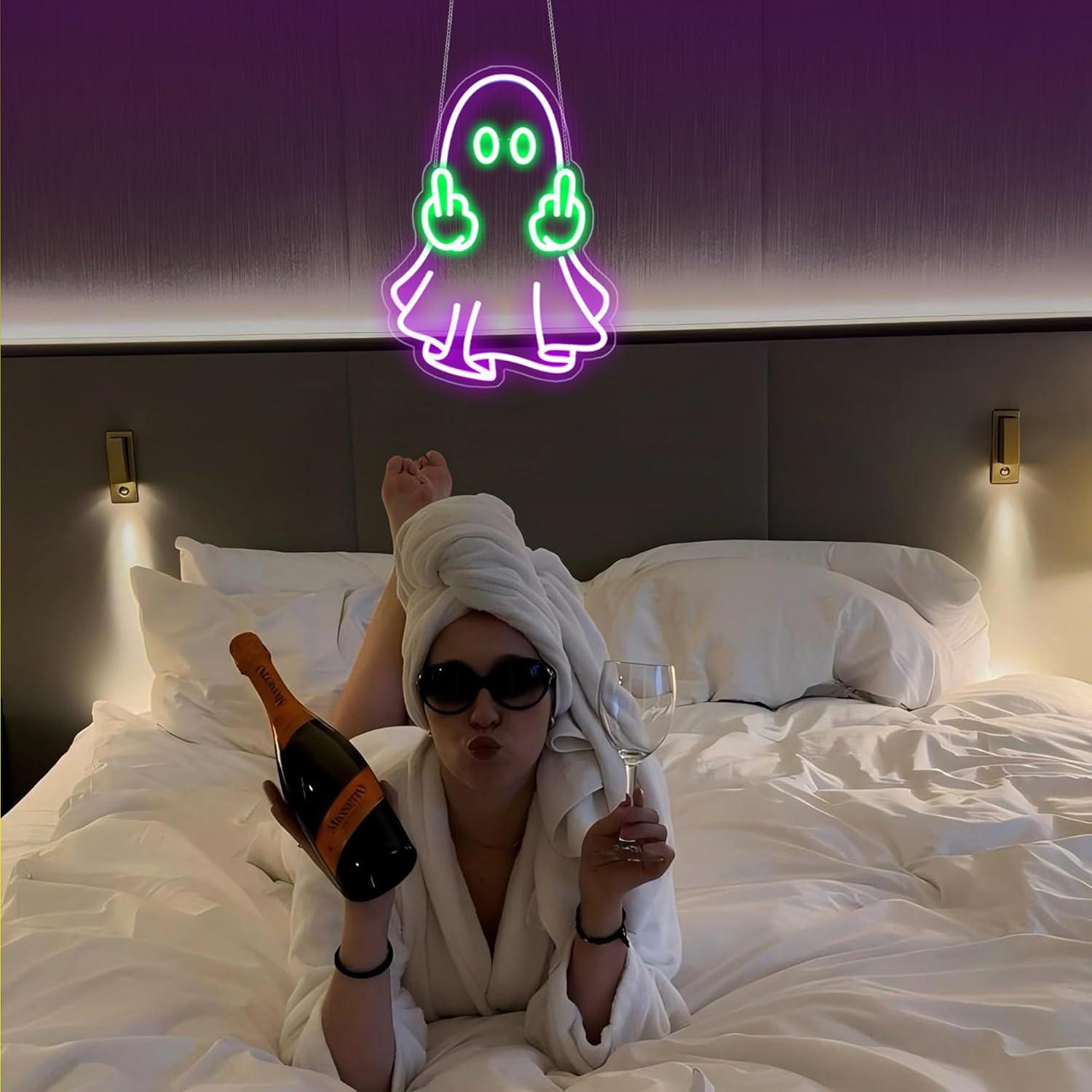 Ghost Neon Sign USB Powered LE - Led Lighting Wall Decor recension och pris