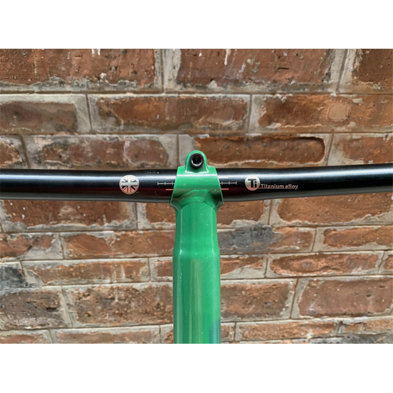 Folding bicycle titanium handl - Union Lighting & Decor Montreal Quebec recension och pris